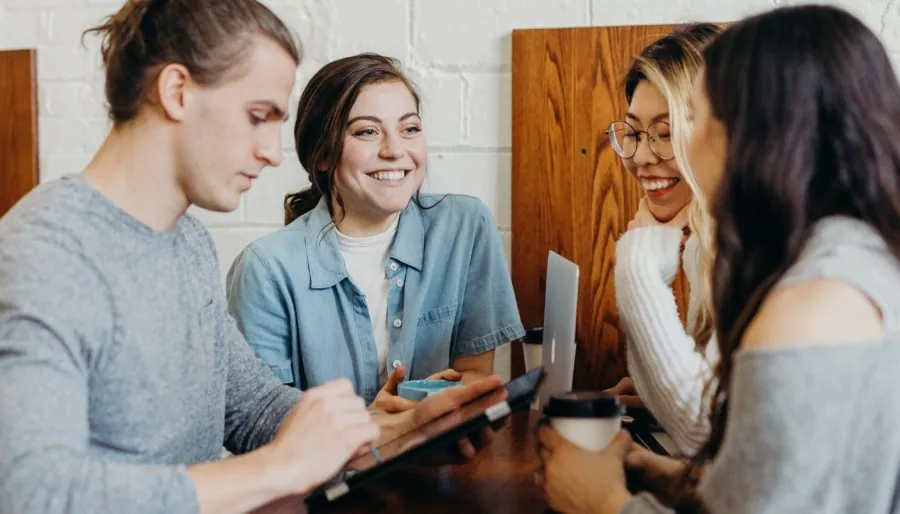Mondo del lavoro: Soft Skills ed Intelligenza Emotiva ci salveranno dalle macchine